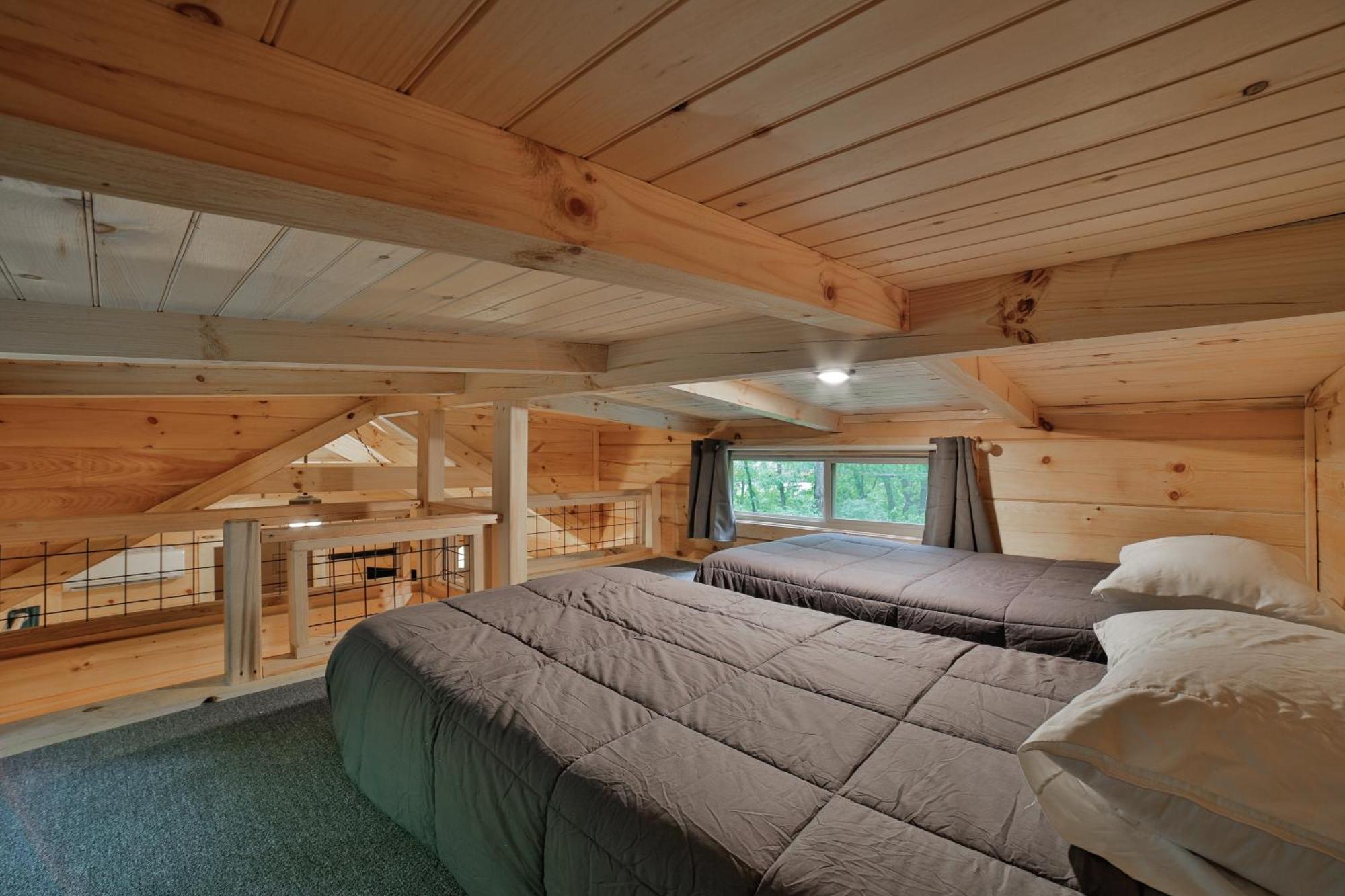 Tiny Cabin Village Private Hot Tub Lynda Cabin Chattanooga Exterior photo